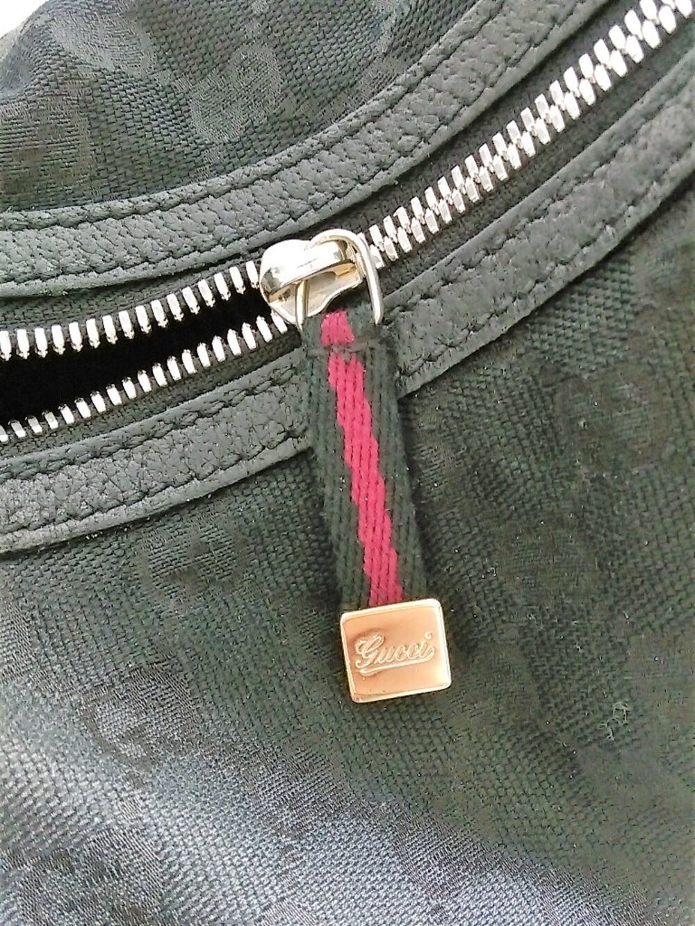Authentic Gucci Black Hobo Shoulder Bag - Picture 8 of 11